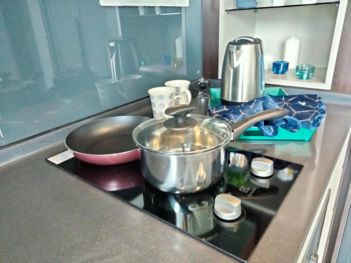 Scarletz Suites Klcc I Homebrickz Kuala Lumpur Zewnętrze zdjęcie