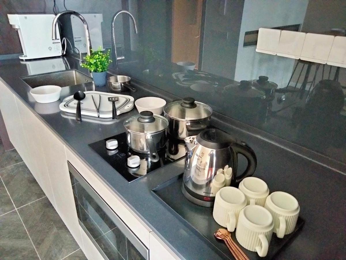 Scarletz Suites Klcc I Homebrickz Kuala Lumpur Zewnętrze zdjęcie