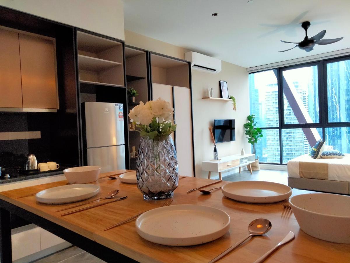 Scarletz Suites Klcc I Homebrickz Kuala Lumpur Zewnętrze zdjęcie