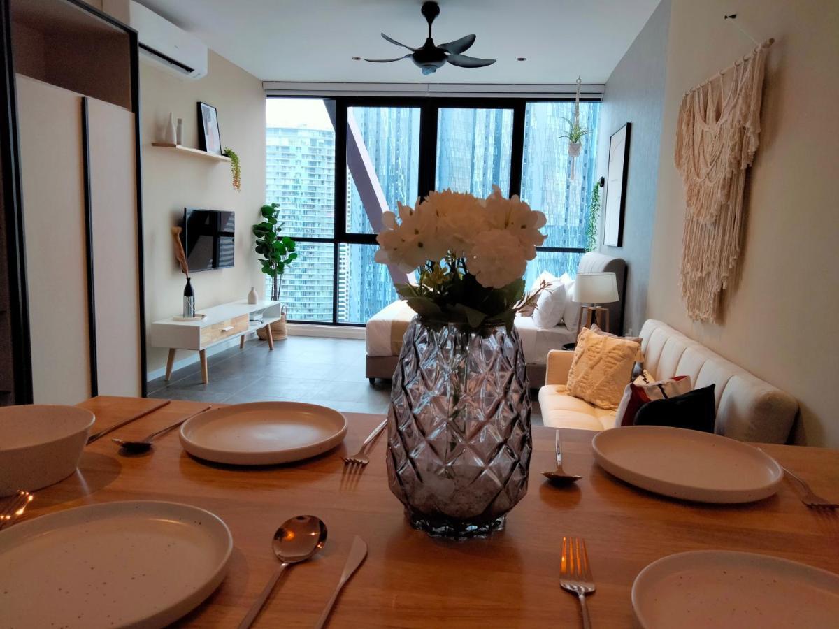Scarletz Suites Klcc I Homebrickz Kuala Lumpur Zewnętrze zdjęcie