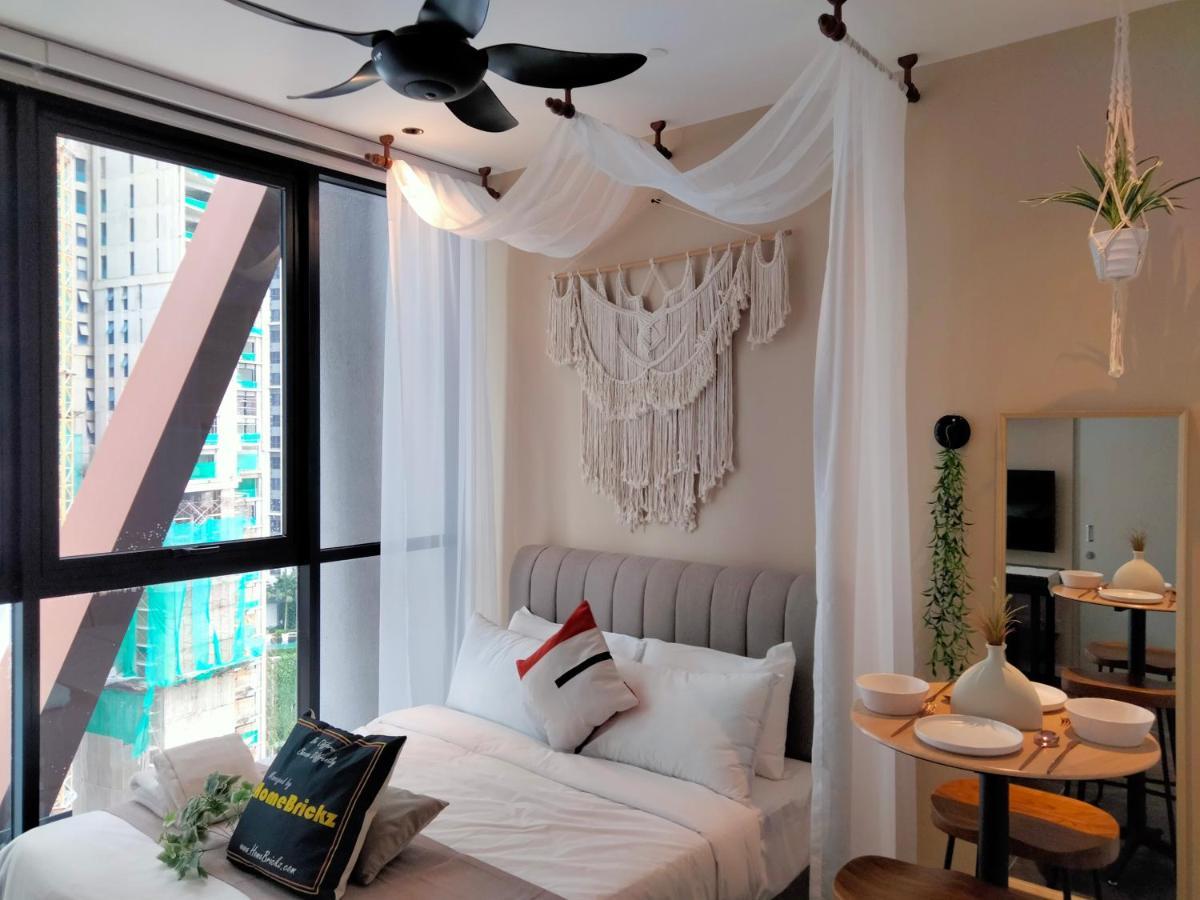 Scarletz Suites Klcc I Homebrickz Kuala Lumpur Zewnętrze zdjęcie